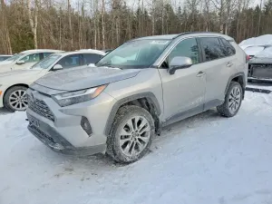 Toyota Rav4 XLE 2.5L 4 2024