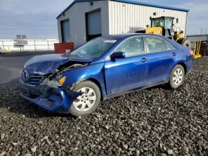 Toyota Camry BASE 2.5L 4 2011