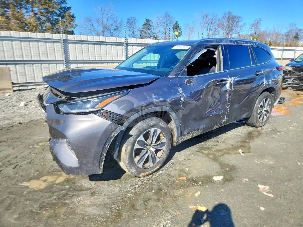 Toyota Highlander XLE 3.5L 6 2021