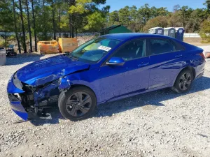 Hyundai Elantra SEL 2.0L 4 2023