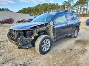 Toyota Highlander BASE 3.5L 6 2011