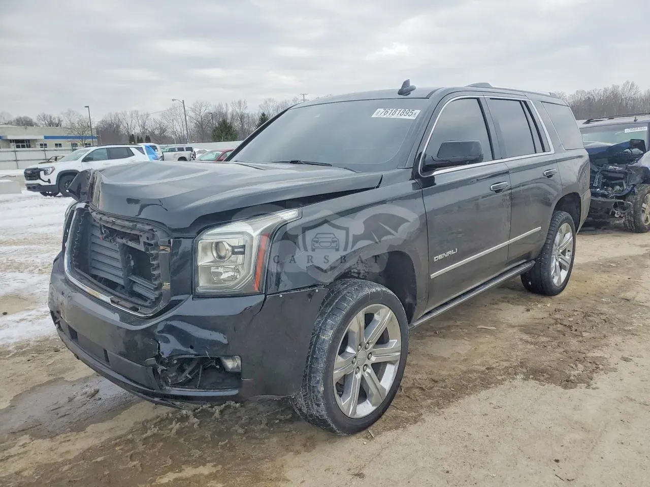 GMC Yukon DENALI 6.2L 8 2017