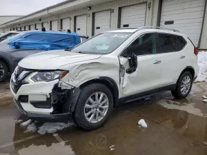 Nissan Rogue SV 2.5L 4 2017