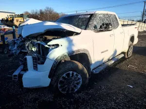 Toyota Tundra DOUBLE CAB SR 3.4L 6 2024