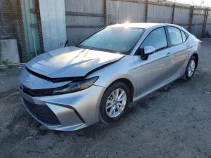 Toyota Camry XSE 2.5L 4 2025