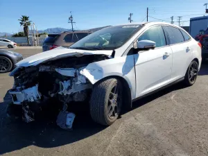 Ford Focus SE 2.0L 4 2016