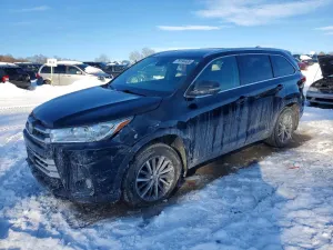 Toyota Highlander SE 3.5L 6 2017