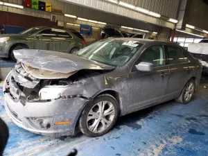 Ford Fusion SE 2.5L 4 2012