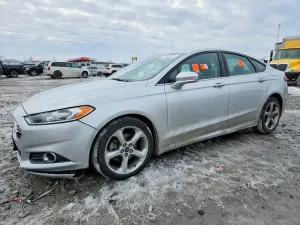 Ford Fusion SE 2.5L 4 2015
