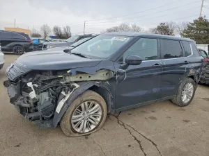 Mitsubishi Outlander ES 2.5L 4 2024
