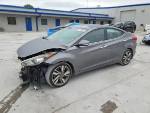 Hyundai Elantra SE 1.8L 4 2014