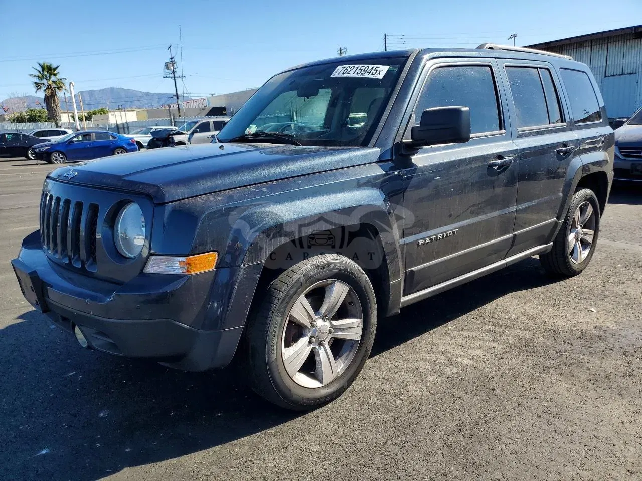 Jeep Patriot LATITUDE 2.4L 4 2015