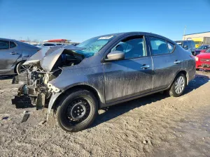 Nissan Versa S 1.6L 4 2015