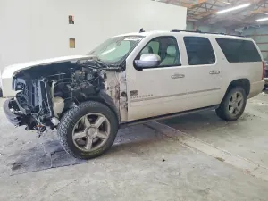 Chevrolet Suburban K1500 LTZ 5.3L 8 2011