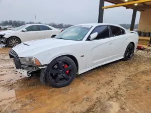Dodge Charger 6.4L 8 2013