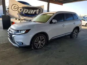 Mitsubishi Outlander SE 2.4L 4 2018