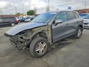 Porsche Cayenne 3.6L 6 2016