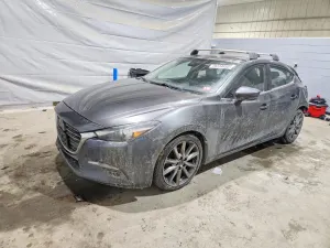 Mazda 3 GRAND TOURING 2.5L 4 2018