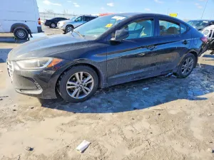 Hyundai Elantra SE 2.0L 4 2017