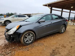 Hyundai Sonata GLS 2.4L 4 2012