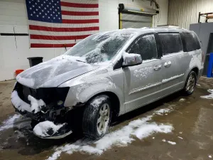 Chrysler Town & Country TOURING L 3.6L 6 2012