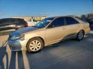 Toyota Camry LE 2.4L 4 2002