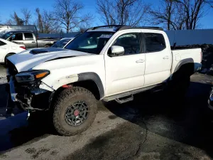 Toyota Tacoma DOUBLE CAB 3.5L 6 2023