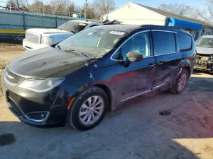 Chrysler Pacifica TOURING L 3.6L 6 2017