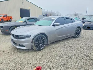 Dodge Charger SXT 3.6L 6 2016