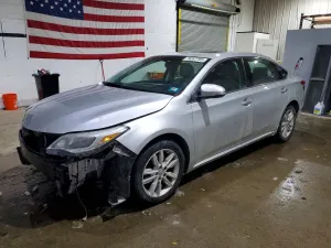 Toyota Avalon BASE 3.5L 6 2013