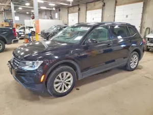 Volkswagen Tiguan S 2.0L 4 2018