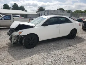 Toyota Camry BASE 2.5L 4 2011