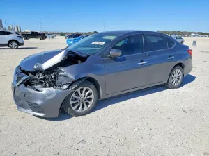 Nissan Sentra S 1.8L 4 2018