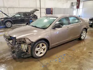 Chevrolet Malibu LS 2.4L 4 2011
