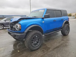 Ford Bronco BIG BEND 2.3L 4 2024