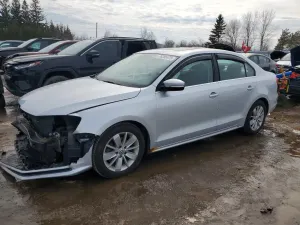 Volkswagen Jetta 2 L 4 2015