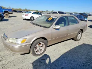 Toyota Camry 2.2L 4 2000