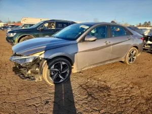 Hyundai Elantra 2.0L 4 2023