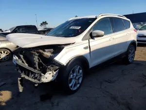 Ford Escape TITANIUM 2.0L 4 2014