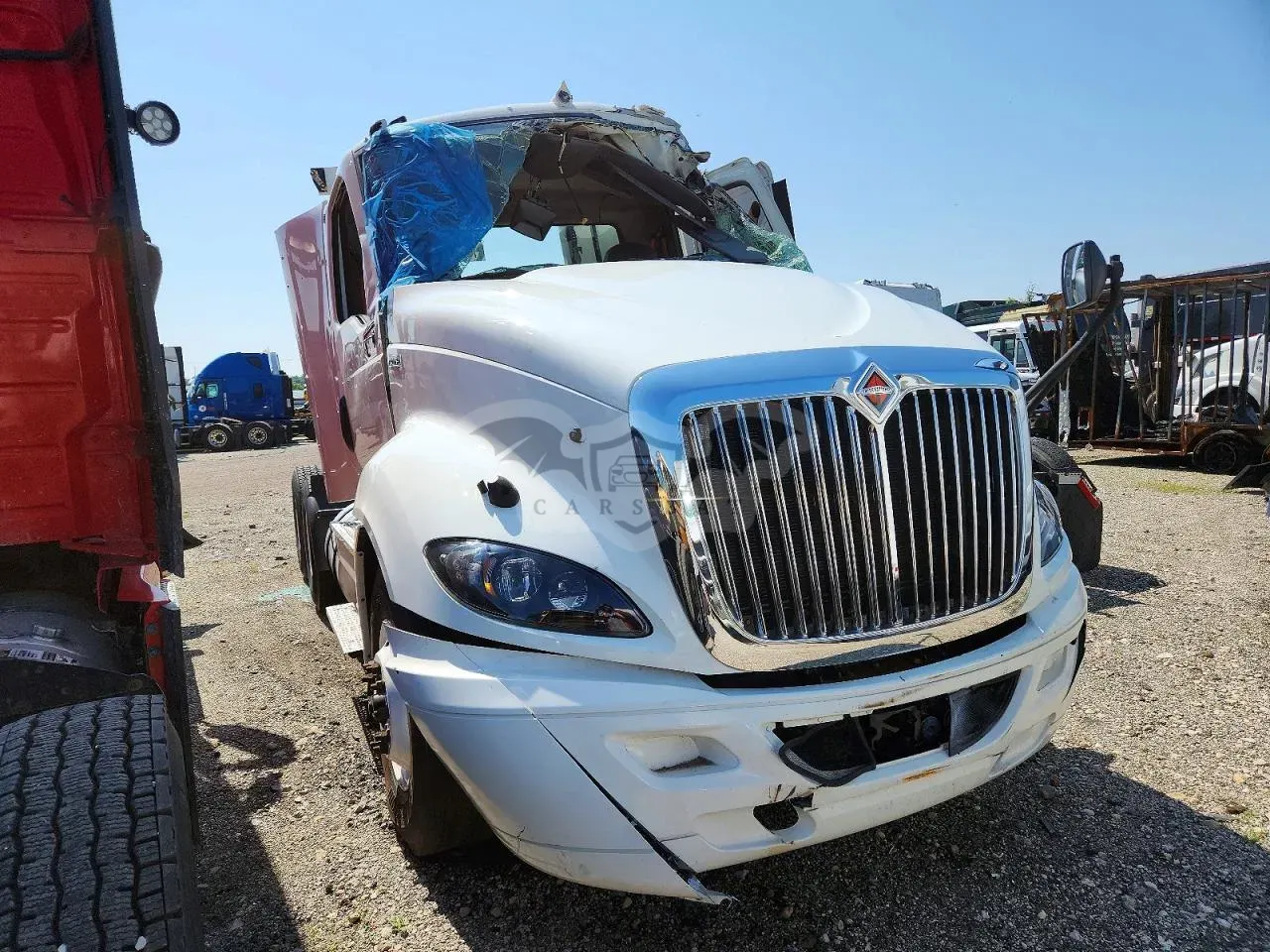 International RH Series 12.4L 6 2022