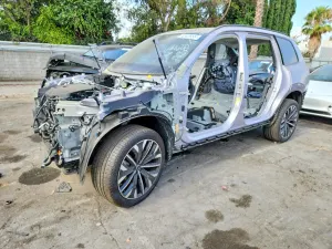 Volvo XC90 2.0L 4 2026