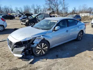 Nissan Altima SV 2.5L 4 2021