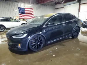 Tesla Model X 2020