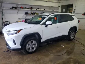 Toyota Rav4 XLE 2.5L 4 2022