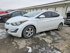 Hyundai Elantra SE 1.8L 4 2015