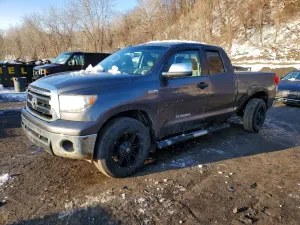 Toyota Tundra 5.7L 8 2011