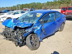 Nissan Versa SV 1.6L 4 2022