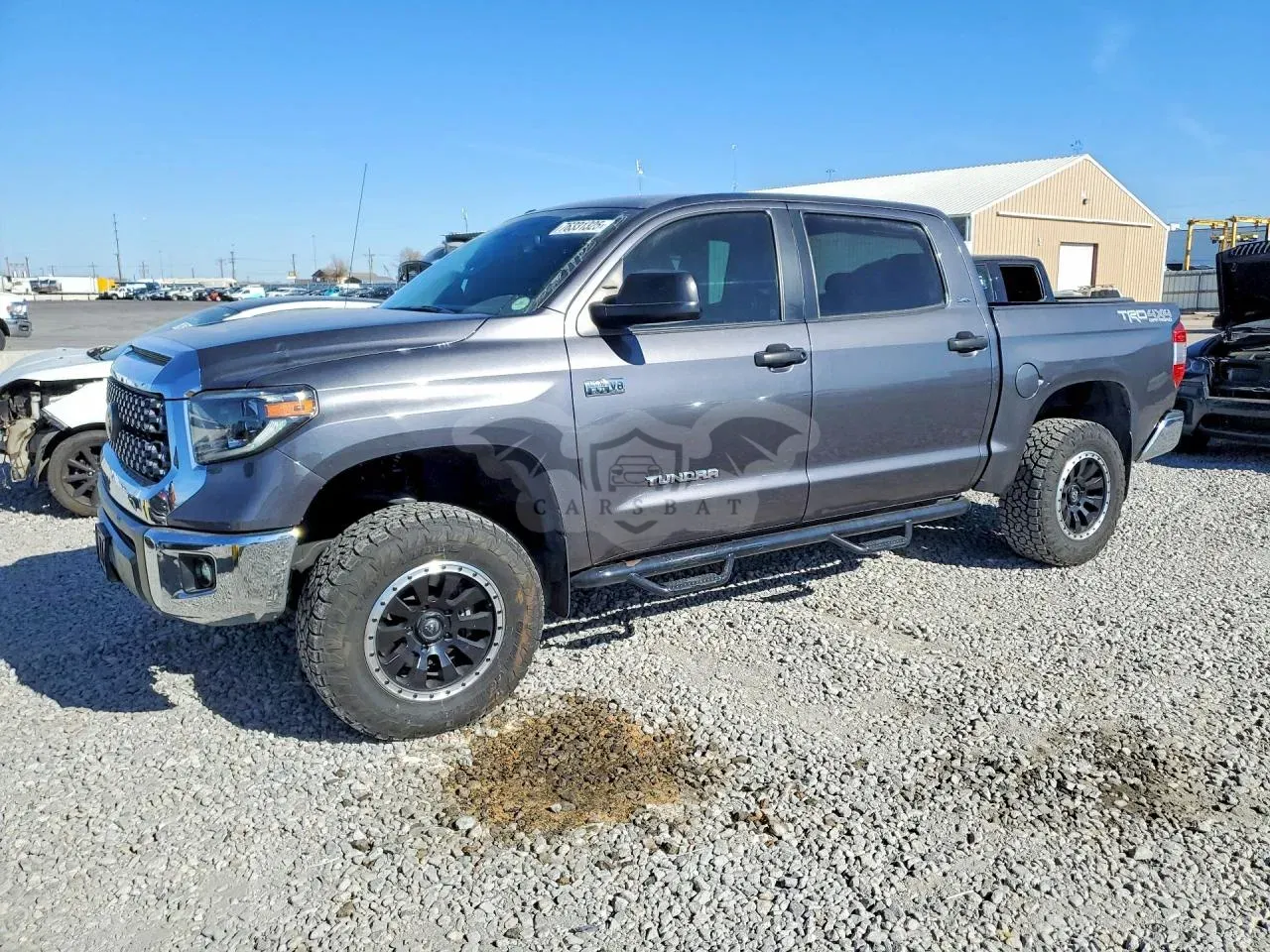 Toyota Tundra CREWMAX SR5 5.7L 8 2019