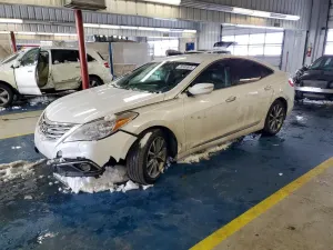 Hyundai Azera 3.3L 6 2015