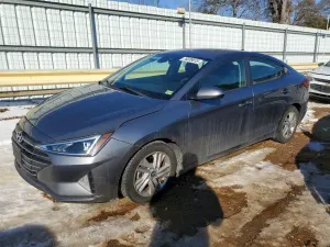 Hyundai Elantra SEL 2.0L 4 2019